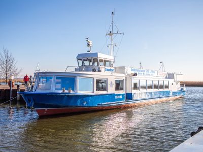 Fahrgastschiff SWANTEVIT | Boddenrundfahrten  ab Hafen Zingst