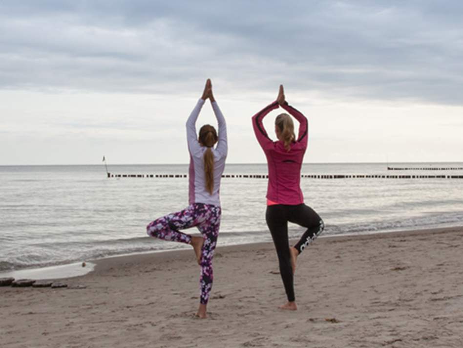 Yoga und Qigong am Strand